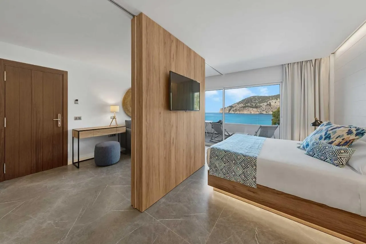 Bahia Suites Camp De Mar 4*,