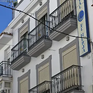 https://hostal-luna-de-nerja.es-andalucia.com